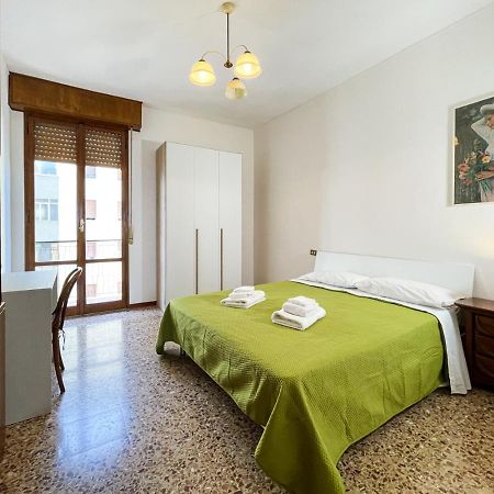 Hotel Casa Gramsci - Affitti Brevi Italia Modena Esterno foto