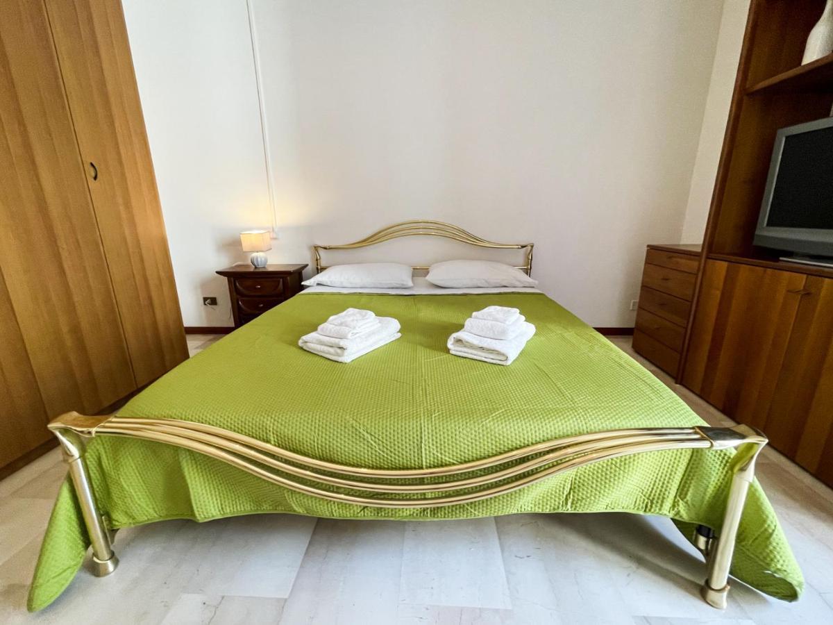 Hotel Casa Gramsci - Affitti Brevi Italia Modena Esterno foto