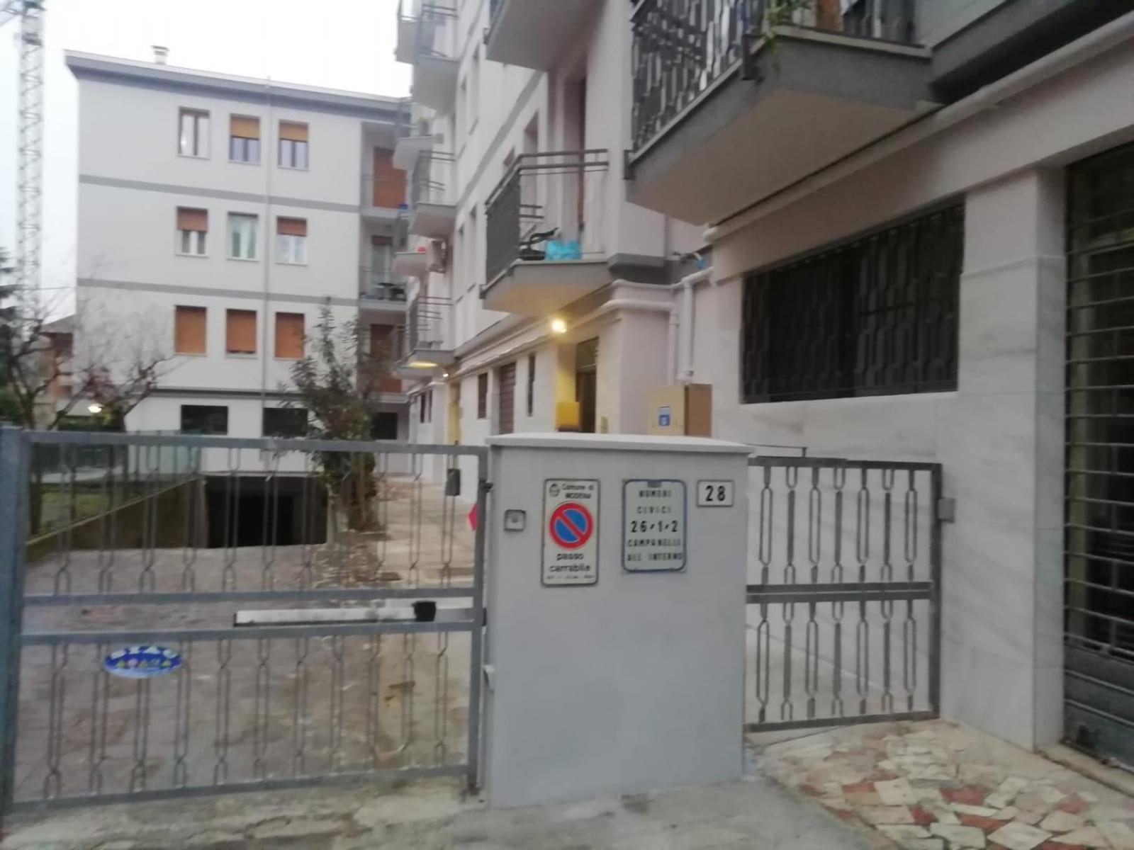 Hotel Casa Gramsci - Affitti Brevi Italia Modena Esterno foto